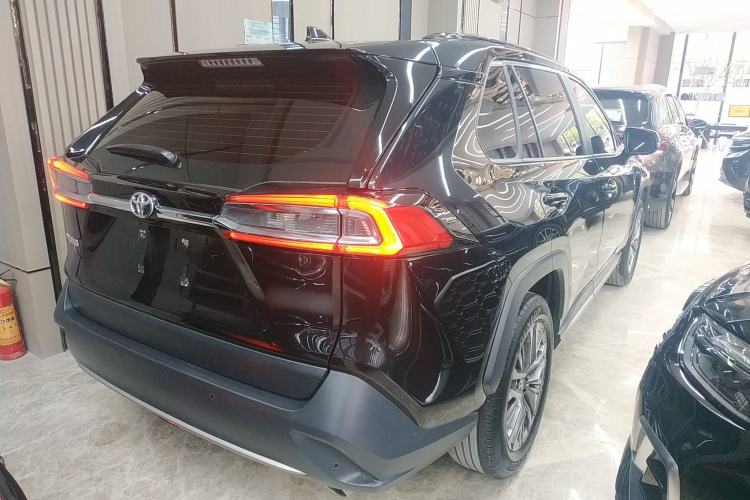 Used Toyota Wildlander 2023 2.0L CVT Two-Wheel Drive Luxury PLUS Edition Rear Right 45 Deg