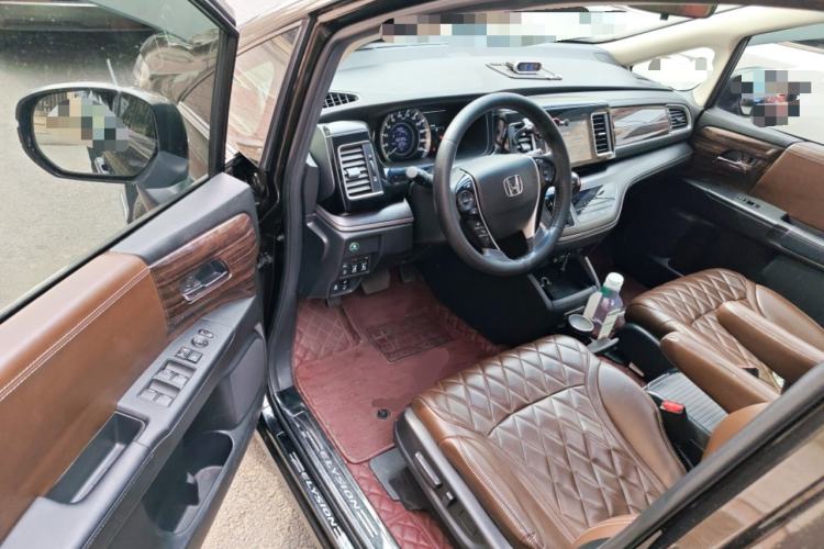 Used Honda Elysion 2016 2.4L Comfort Edition Driver Seat