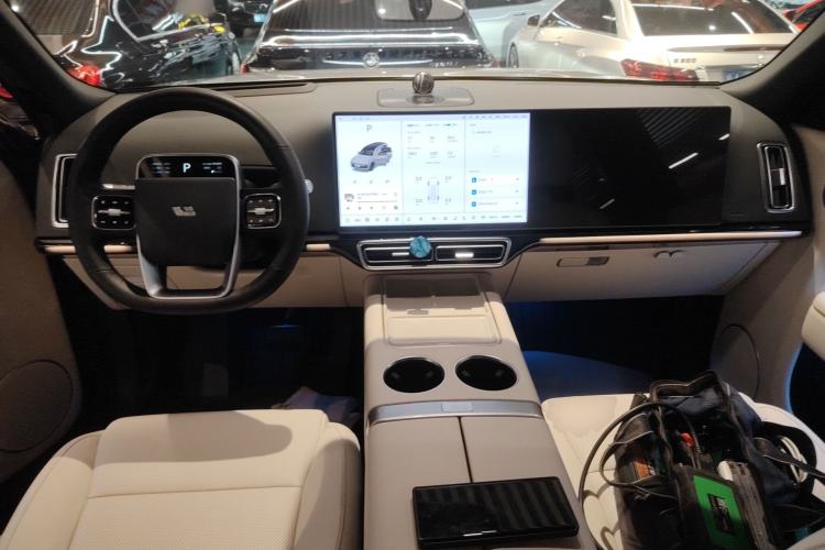 Used Li Auto L9 2022 Max model