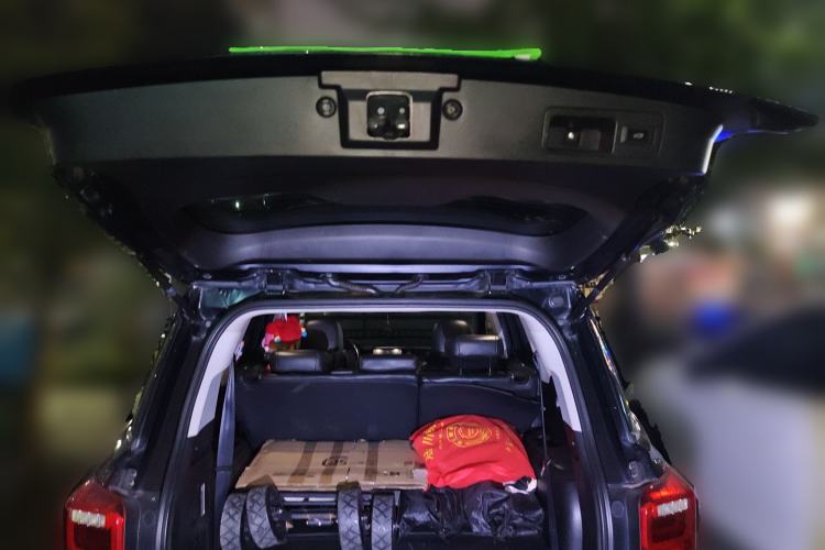 Used GAC Trumpchi GS8 2017 320T Two-Wheel Drive Luxury Smart Connectivity Version (7 Seats) Trunk