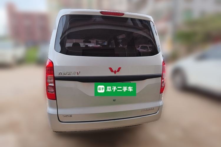 Used Wuling Hongguang V 2022 1.5L Jingqu Edition Electric-Assist LAR Rear