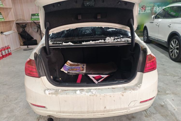 Used BMW 3 Series 2015 320i Fashion Model