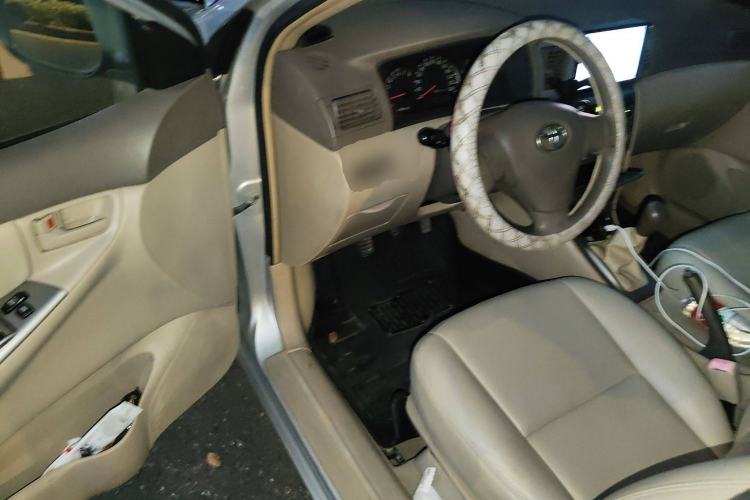 Used Toyota Corolla EX 2011 1.6L Manual Classic Edition