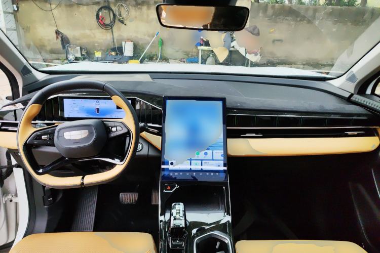 Used Geely Auto FX11 2023 2.0TD DCT Prestige Edition
