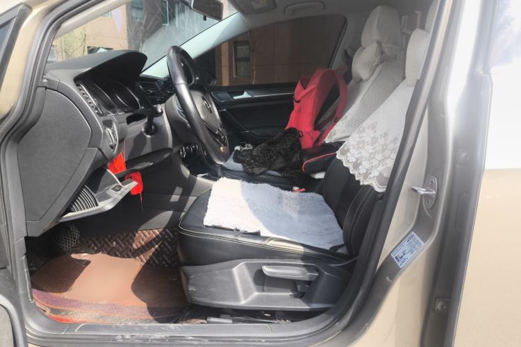 Used Volkswagen Golf 2017 230TSI Automatic Comfort Edition – Celebrating Milestone of One Million Units
