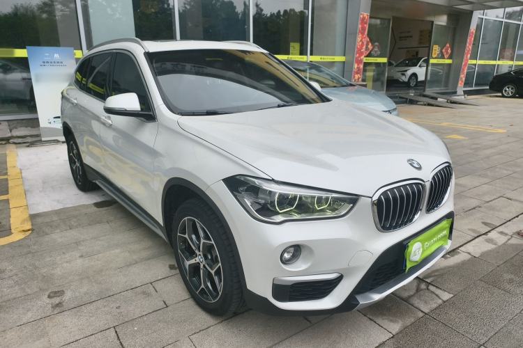 Used BMW X1 2019 xDrive20Li Luxury Model Front Right 45 Deg