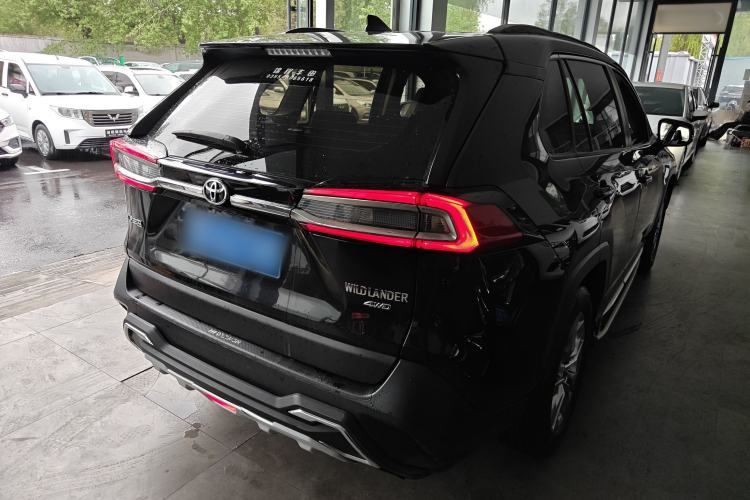 Used Toyota Wildlander 2020 2.0L CVT 4x4 Luxury Edition