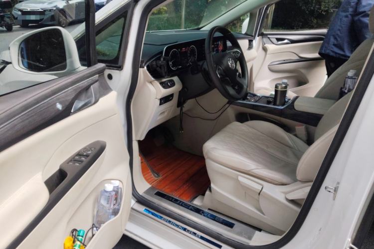 Used Buick GL8 2023 ES Lu Zun Comfort Model