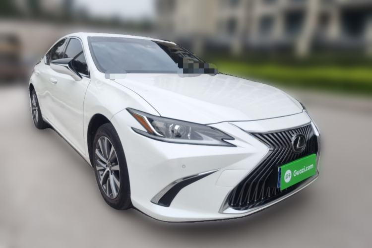 Used Lexus ES 2020 200 Excellence Edition
