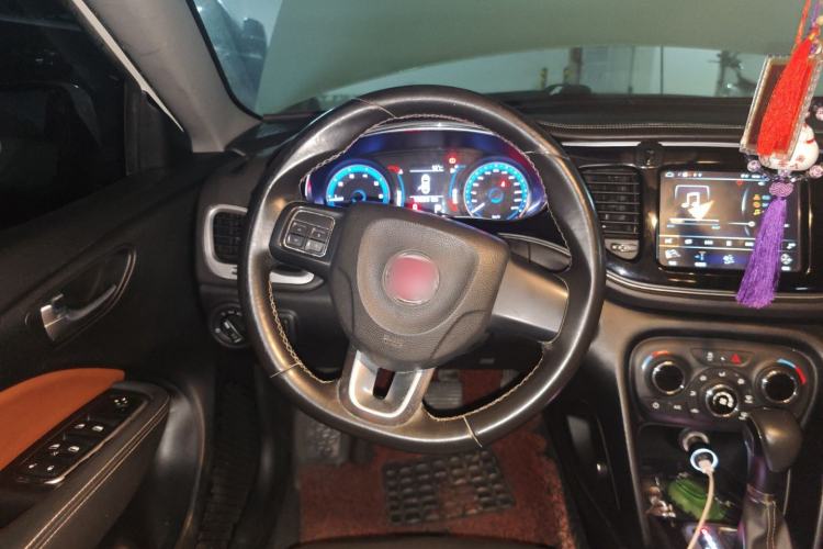 Used Fiat Viaggio 2015 1.4T Automatic Jingxiang Edition
