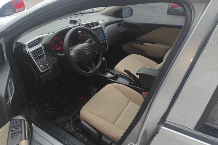 Used Honda City 2015 1.5L CVT Comfort Version Left Front Seat