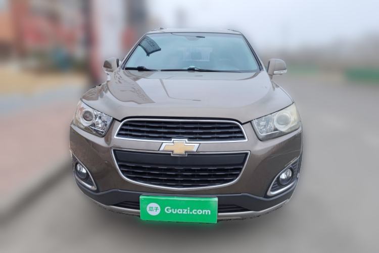 Used Chevrolet Captiva 2015 2.4L 4x4 Flagship Edition 7-Seater