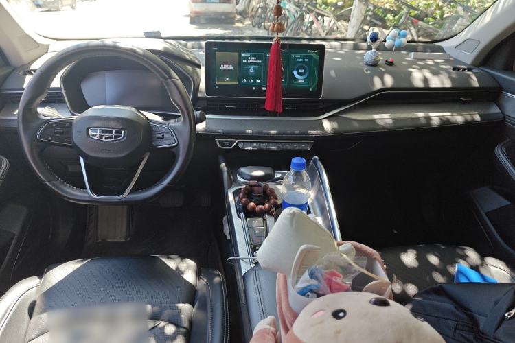 Used Geely Auto Preface 2021 2.0TD Luxury Version Center Console