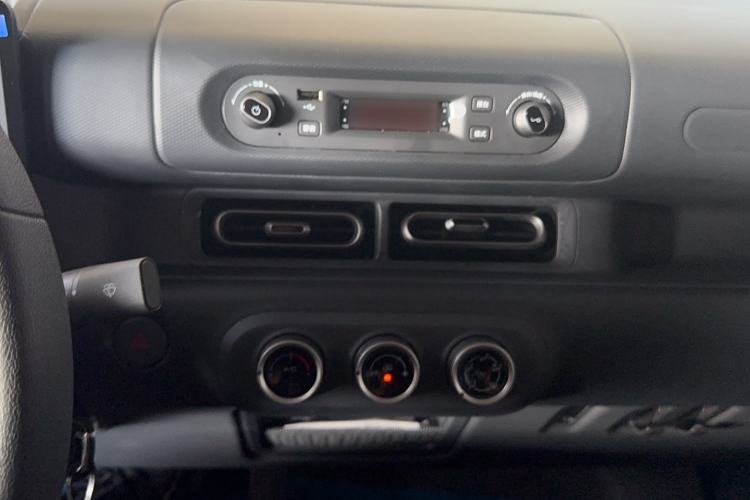 Used Wuling Zhiguang New Energy 2025 Comfort Model