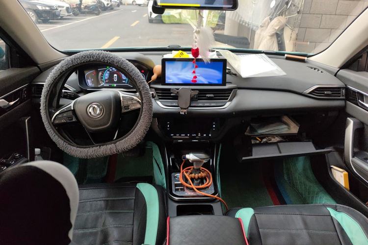 Used Dongfeng Aeolus Yixuan 2020 230T Automatic Cool Edition Center Console