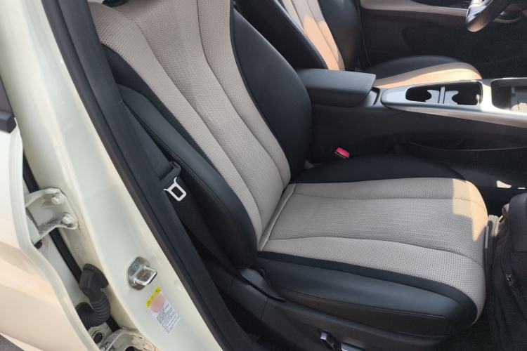 Used BYD Dolphin 2025 Intelligent Driving Version 410 km Fashion Edition