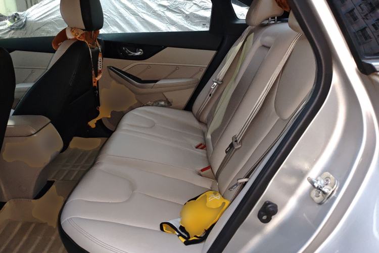 Used Venucia D60 2018 1.6L CVT Smart Connect Elite Edition