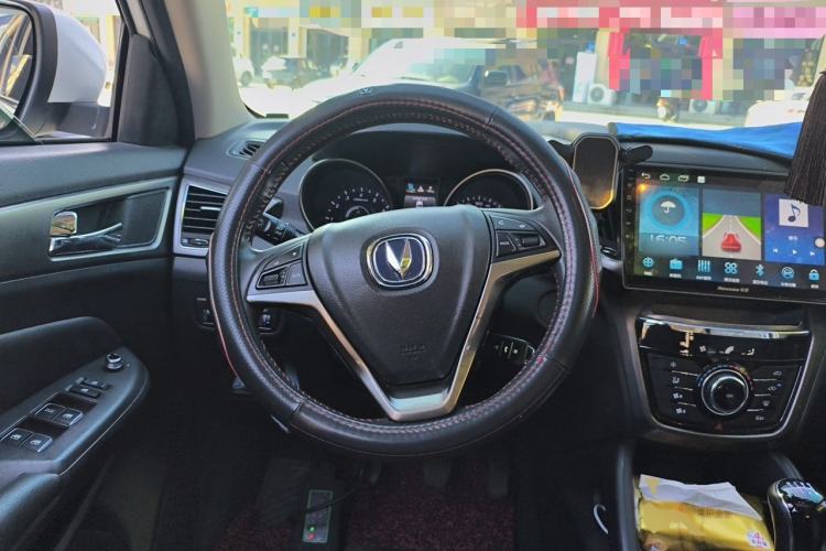 Used CHANGAN CS75 2014 2.0L Manual Luxury Version China IV Standard