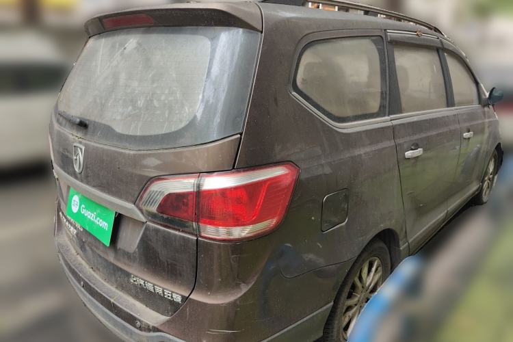 Used Baojun 730 2014 1.5L manual Comfort version 7 seats Rear Right 45 Deg