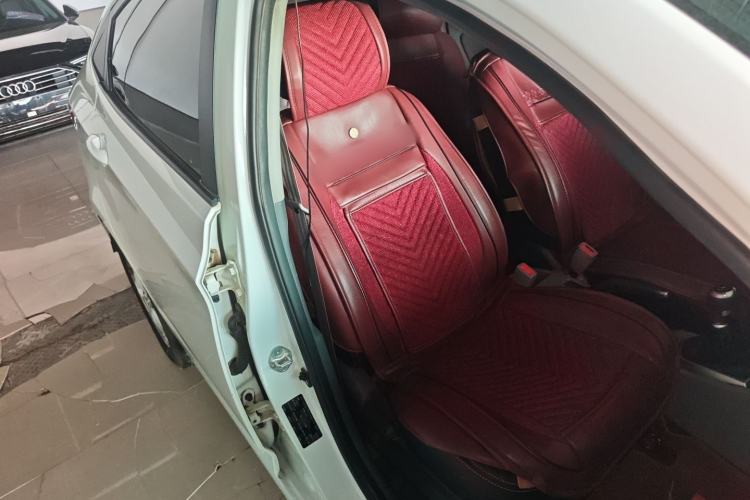 Used Hyundai Verna (older generation) 2016 1.4L Manual Smart GLS Trim Right Front Seat