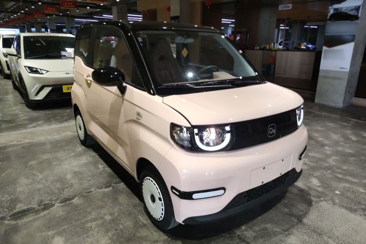 Used Chery QQ Ice Cream 2025 Model 205km Sundae Edition