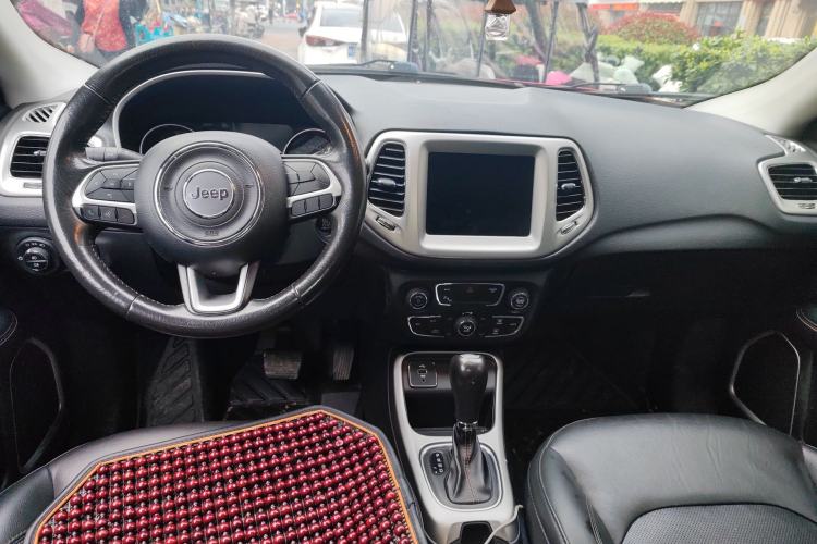 Used Jeep Compass 2017 200T Automatic Family Edition