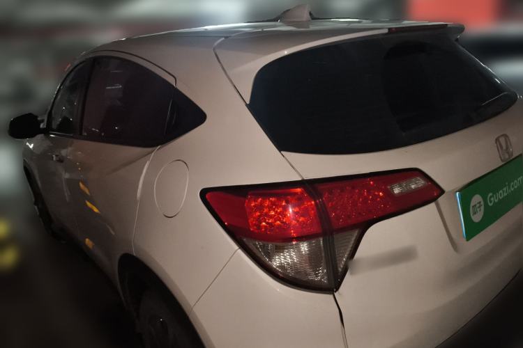 Used Honda Vezel 2020 1.5L CVT Pioneer Edition Rear Left 45 Deg