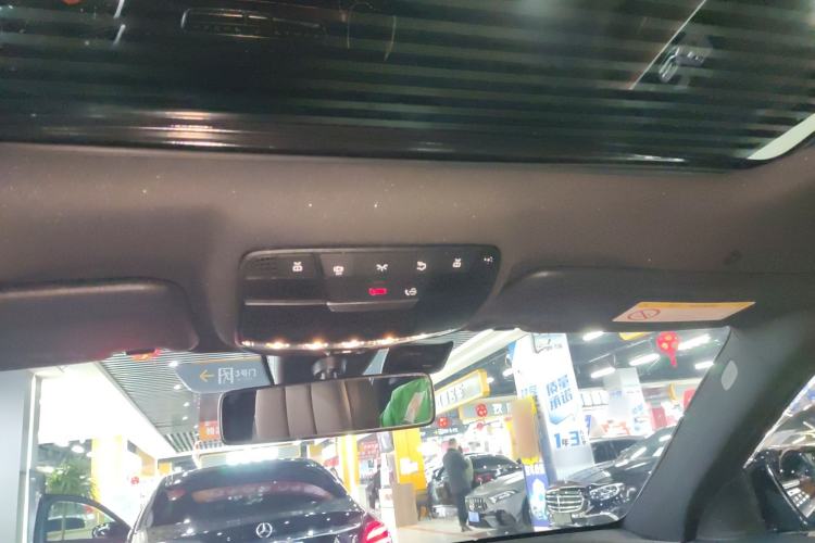 Used Mercedes-Benz E-Class New Energy 2022 E 350 e L Plug-in Hybrid Sports Sedan Headliner