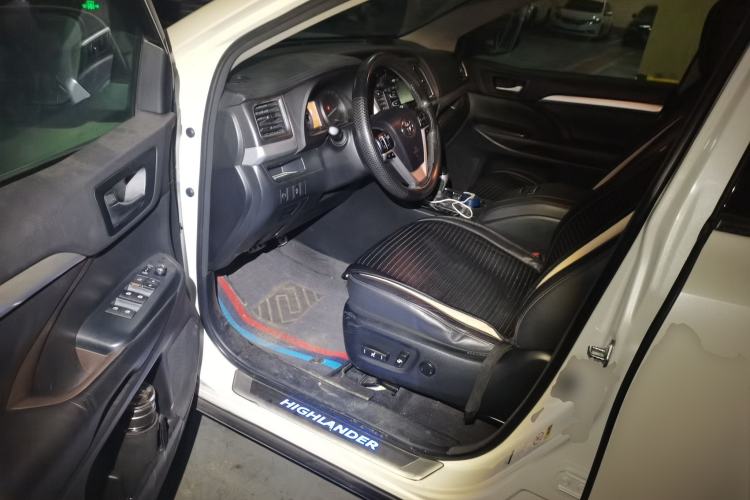 Used Toyota Highlander 2015 2.0T Four-Wheel Drive Luxury Edition 7-Seater