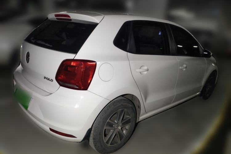 Used Volkswagen Polo 2016 1.4L Manual Fashion Model
