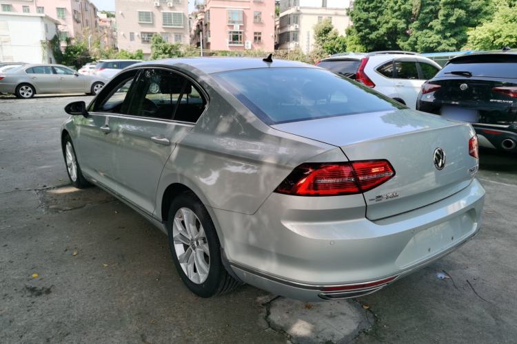 Used Volkswagen Magotan 2019 330TSI DSG Luxury Version China VI Standard