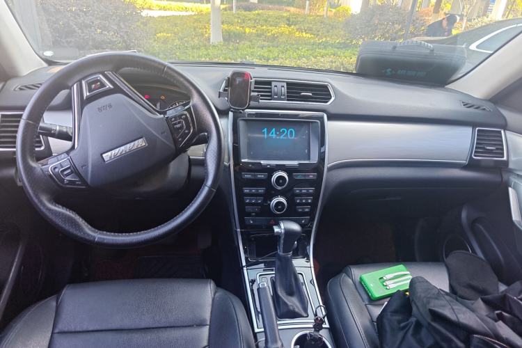 Used Haval H2 2017 Red-Label 1.5T Automatic Two-Wheel Drive Elite Model