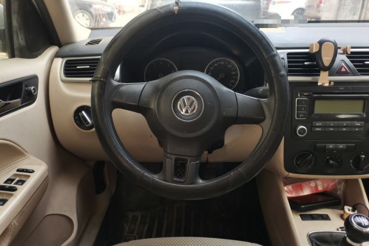 Used Volkswagen Bora 2012 1.6L Manual Fashion Edition