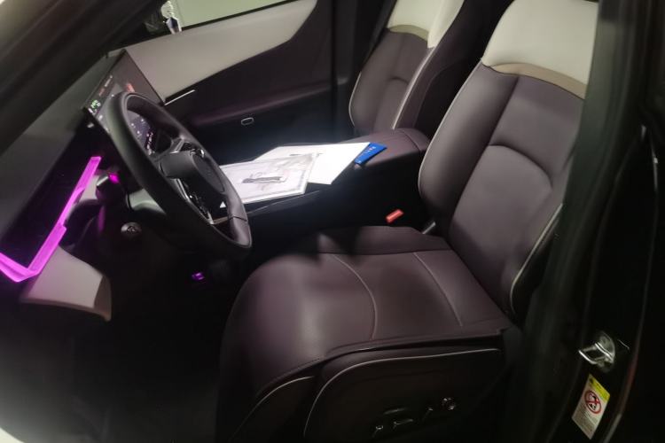 Used Mazda EZ-60 2025 Model Range-Extended 200 Max