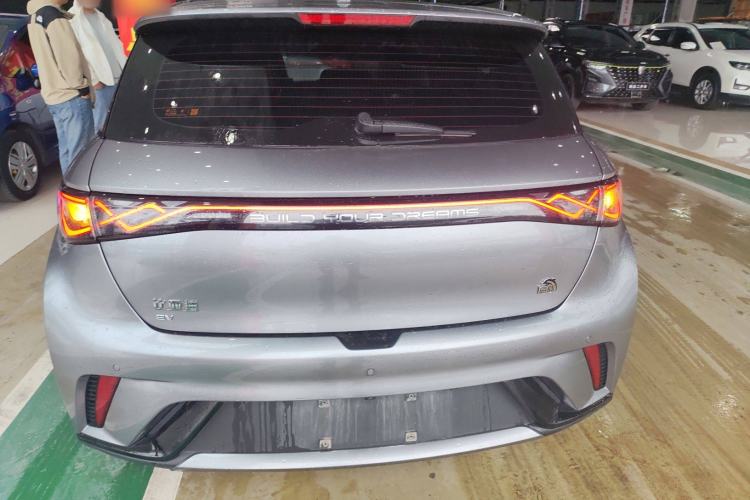 Used BYD Dolphin 2023 420 km Fashion Edition