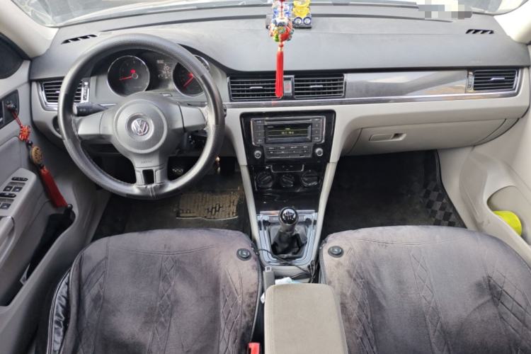 Used Volkswagen Bora 2013 1.6L Manual Fashion Edition