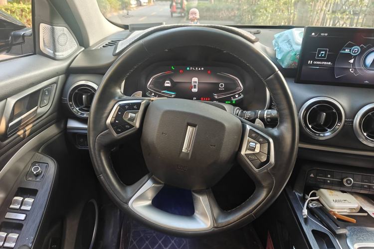 Used Wey VV6 2020 2.0T Two-Wheel Drive Smart Protection+