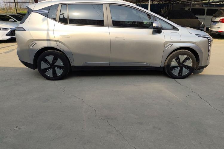 Used AION Y 2023 Younger Exterior 2