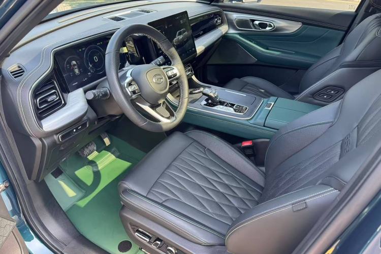 Used GAC Trumpchi GS8 2022 Flagship Series 2.0 TGDI Two-Wheel-Drive Prestige Edition (7 Seats)