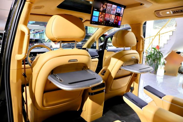 Used VOYAH Dream 2025 PHEV Four-Wheel-Drive Flagship Kunpeng Edition