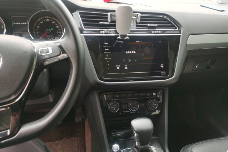 Used Volkswagen Tiguan L 2020 330TSI Automatic Two-Wheel Drive Smart Luxury Edition China VI Standard
