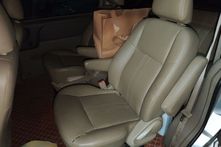 Used Buick GL8 2012 2.4L BASE Comfort Edition