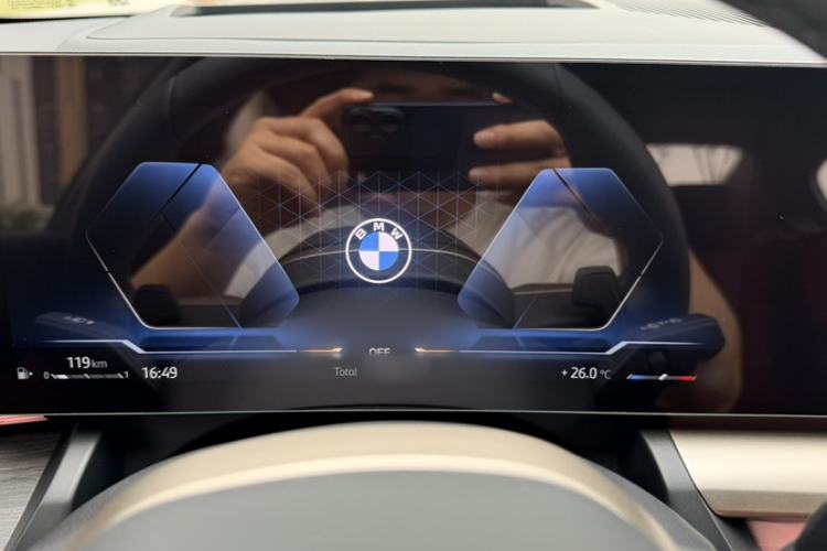 Used BMW 5 Series 2025 530Li Luxury Edition M Sport Package Interior 9