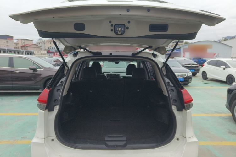 Used Nissan X-Trail 2020 2.0L XL ITS CVT 2WD SmartConnect Comfort Edition Trunk