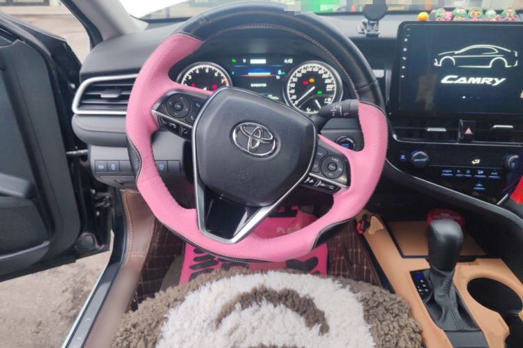 Used Toyota Camry 2021 2.0G Luxury Edition
