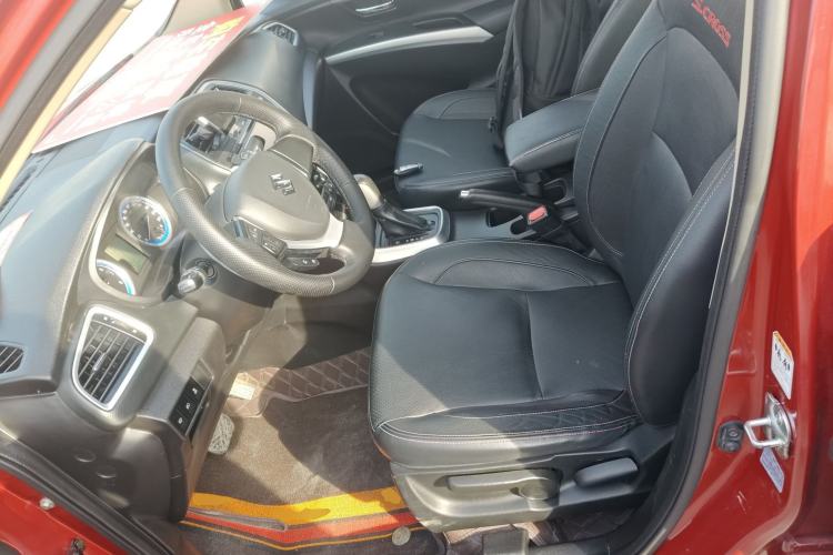 Used Suzuki S-Cross 2014 1.6L CVT Two-Wheel Drive Elite Version
