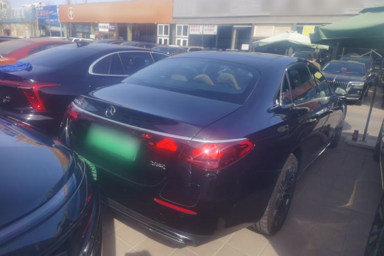 Used Mercedes-Benz E-Class New Energy 2024 E 350 e L Plug-in Hybrid Sedan Rear Right 45 Deg