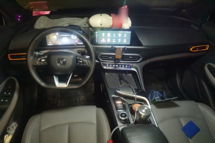 Used CHANGAN UNI-T 2022 1.5T Prestige Version