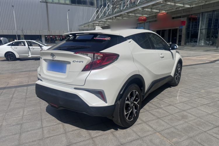 Used Toyota C-HR 2018 2.0L Leading Edition China V-standard Exterior 6
