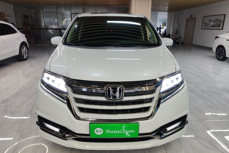 Used Honda Elysion 2019 2.0L Hybrid Luxury Edition
